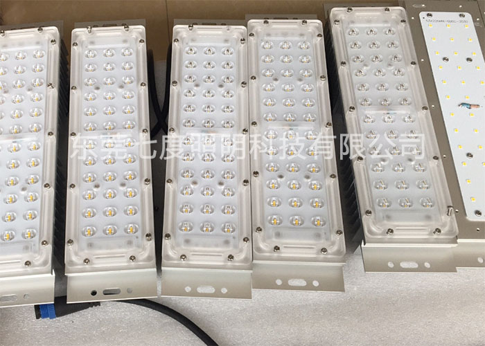 東莞七度照明大功率led路燈模組生產圖片